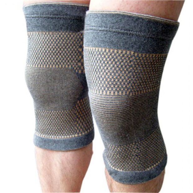 Na fase inicial da artrose da articulação do joelho, recomenda-se o uso de bandagem de fixação
