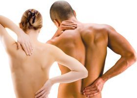 Por que se manifestam com dor nas costas acima da cintura